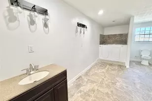 427 Oak Ave, Crosby, TX 77532 - Photo 8