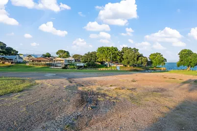 71 N Shady Oaks Drive Drive, Point Blank, TX 77364 - Photo 32