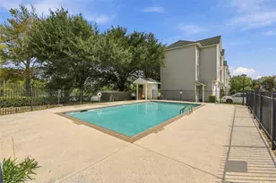 176 Binnacle Ct, Willis, TX 77318 - Photo 4