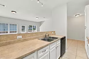 176 Binnacle Ct, Willis, TX 77318 - Photo 18