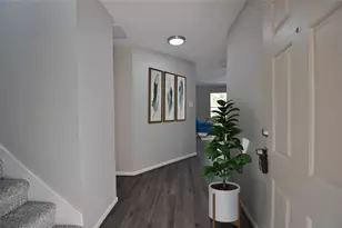 2113 Whittier Dr, Houston, TX 77032 - Photo 2