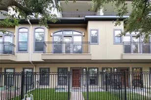 1115 St Charles St, Houston, TX 77003 - Photo 1