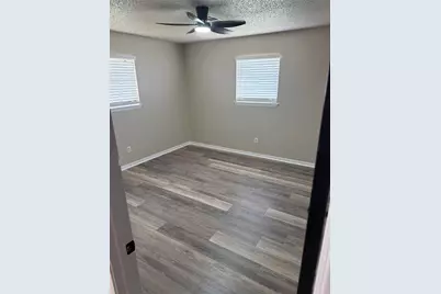 610 County Road 157, Alvin, TX 77511 - Photo 8