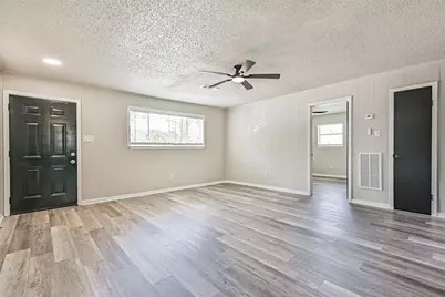 610 County Road 157, Alvin, TX 77511 - Photo 6