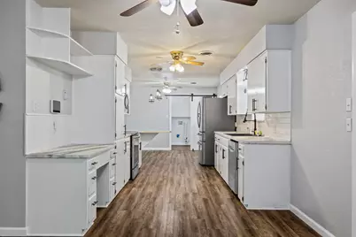 404 S 14th Street, West Columbia, TX 77486 - Photo 14