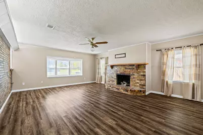 404 S 14th Street, West Columbia, TX 77486 - Photo 22