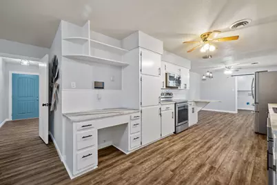 404 S 14th Street, West Columbia, TX 77486 - Photo 14
