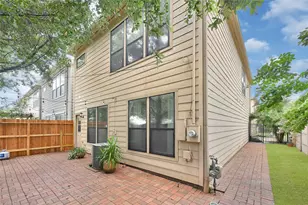 1320 Studer St, Houston, TX 77007 - Photo 24