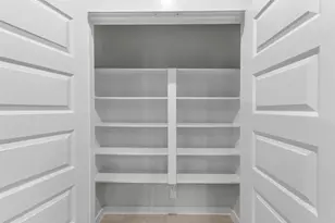 1703 Pecan Woods Ln, Conroe, TX 77301 - Photo 6