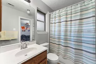 2404 Grey Kirby Dr, League City, TX 77573 - Photo 30