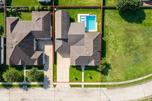 2404 Grey Kirby Dr, League City, TX 77573 - Photo 4
