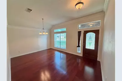 155 Indian Warrior Trail, Lake Jackson, TX 77566 - Photo 2