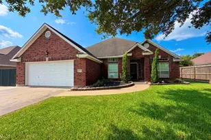 155 Indian Warrior Trail, Lake Jackson, TX 77566 - Photo 1
