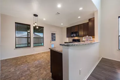 106 Crown Point Court, Magnolia, TX 77354 - Photo 8