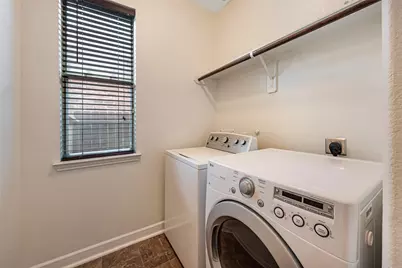 106 Crown Point Court, Magnolia, TX 77354 - Photo 4
