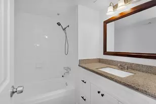 5005 Georgi Ln, Houston, TX 77092 - Photo 18