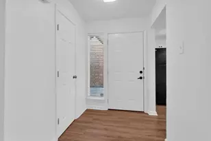 5005 Georgi Ln, Houston, TX 77092 - Photo 4