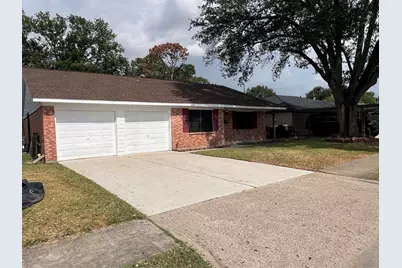 1104 E 13th Street, Deer Park, TX 77536 - Photo 2
