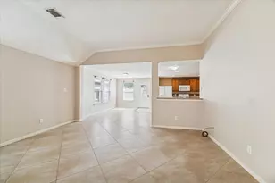 513 Brad Ct, Webster, TX 77598 - Photo 8