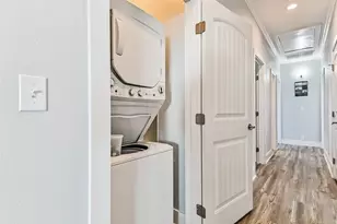 4133 4th St, Galveston, TX 77554 - Photo 14