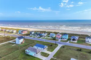 4133 4th St, Galveston, TX 77554 - Photo 38