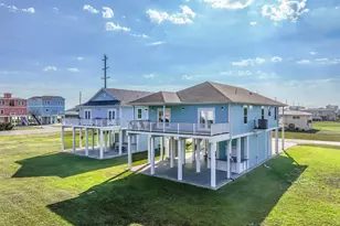 4133 4th St, Galveston, TX 77554 - Photo 32