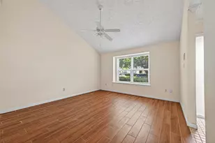 10913 Bexley Dr, Houston, TX 77099 - Photo 6