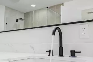 9923 Emnora Ln, Houston, TX 77080 - Photo 32