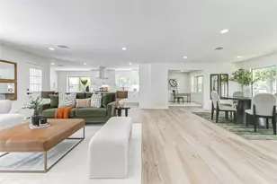 9923 Emnora Ln, Houston, TX 77080 - Photo 10