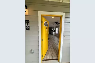 410 McPhail Street #B, Tomball, TX 77375 - Photo 4