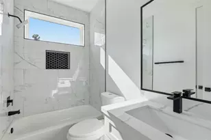 1913 Hoskins Dr, Houston, TX 77080 - Photo 24