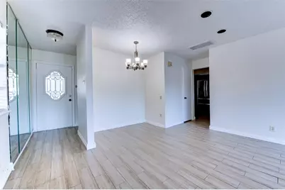 2137 Casa Rio Circle, Dickinson, TX 77539 - Photo 4