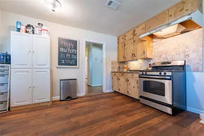 1733 Creek Drive, Houston, TX 77055 - Photo 6