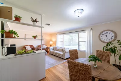 1733 Creek Drive, Houston, TX 77055 - Photo 4