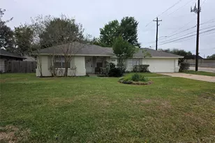 1733 Creek Dr, Houston, TX 77055 - Photo 30