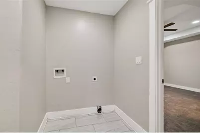 14114 Dartwood Drive, Houston, TX 77049 - Photo 16