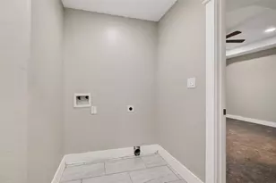 14114 Dartwood Dr, Houston, TX 77049 - Photo 16