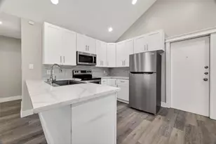 14114 Dartwood Dr, Houston, TX 77049 - Photo 12