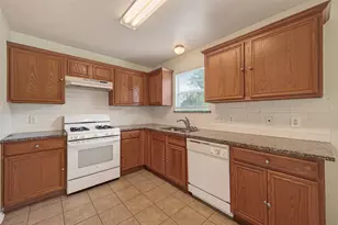 1838 Strongs Ct, Katy, TX 77449 - Photo 14
