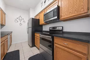 17461 Red Oak Dr, Houston, TX 77090 - Photo 6
