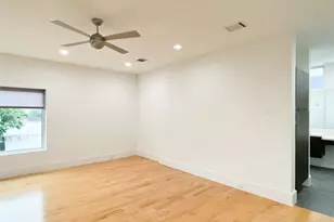 5301 Chenevert St, Houston, TX 77004 - Photo 26