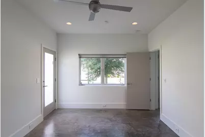 5301 Chenevert Street, Houston, TX 77004 - Photo 8