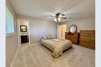 552 Sims Street, Angleton, TX 77515 - Photo 14