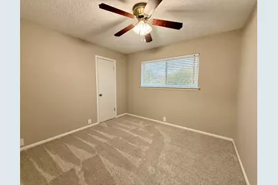 552 Sims Street, Angleton, TX 77515 - Photo 20