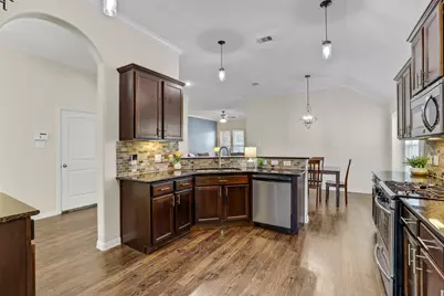 4251 Bearberry Avenue, Baytown, TX 77521 - Photo 10