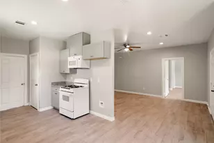 8435 Harmony Rd, Houston, TX 77049 - Photo 4