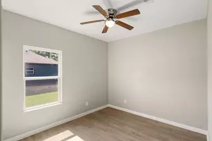 8435 Harmony Rd, Houston, TX 77049 - Photo 14