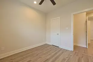 9514 Retriever Way, Houston, TX 77055 - Photo 16