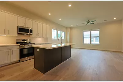 9514 Retriever Way, Houston, TX 77055 - Photo 4