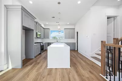 1935 Knoll Square Drive, Houston, TX 77080 - Photo 24